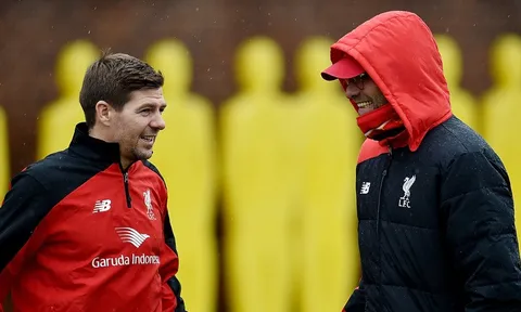 Jurgen Klopp nhận xét về nghiệp cầm quân của Gerrard