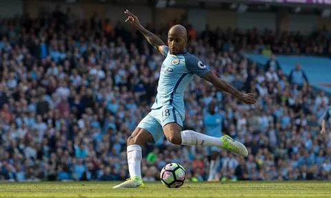 Stoke City hỏi mua "người thừa" của Man xanh