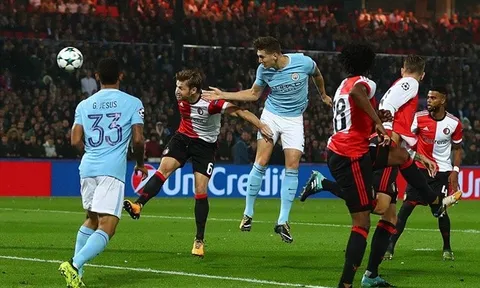 Stones hóa "tiền đạo", Man City nã vào lưới Feyenoord bốn bàn không gỡ