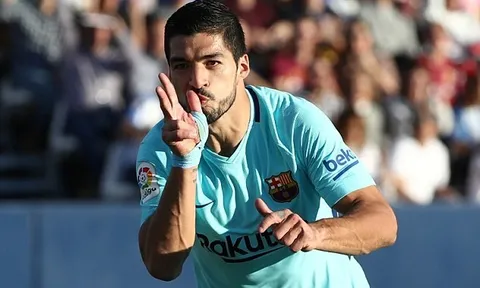 Suarez ăn mừng điên cuồng khi được giải tỏa cơn khát bàn thắng