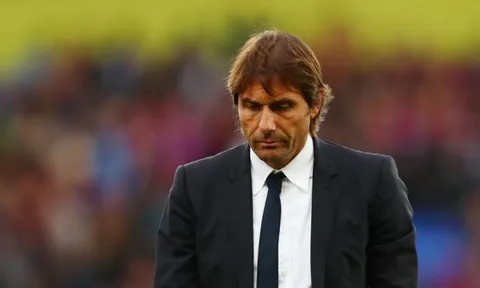 Suýt thua, Conte lại tiếp tục đá xéo lãnh đạo Chelsea