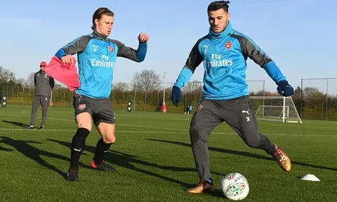 Tái đấu West Ham, Wenger sẽ xoay vòng nhân sự