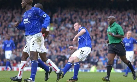 Rooney xé lưới Arsenal: Trong hoài niệm 15 năm