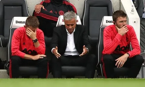 Tại sao Man Utd luôn bị chê nhàm chán từ đầu mùa giải?