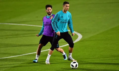 Tập luyện vui vẻ, Ronaldo và các đồng đội đã sẵn sàng vô địch thế giới