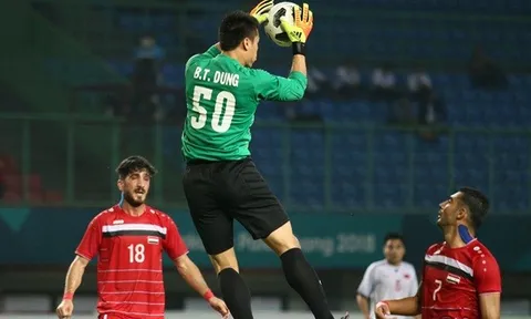 ‘Nếu phải chọn cầu thủ hay nhất thì đó là thủ môn Bùi Tiến Dũng’