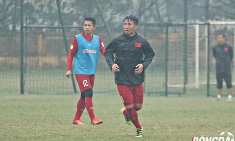 Tiến Dũng trở lại: Cứu cánh cho hàng thủ U23 Việt Nam
