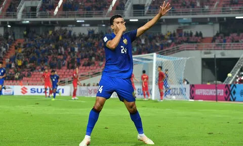 Lập siêu phẩm từ chấm phạt góc, hậu vệ Thái Lan ăn mừng như Dybala