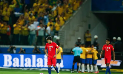 Thảm bại trước Brazil, Chile CHÍNH THỨC làm khán giả tại World Cup