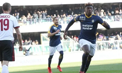 Thần đồng Juve tỏa sáng, đội chót bảng nhấn chìm AC Milan
