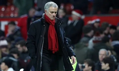 "Than thở khi kém Man City 15 điểm là sự nhục nhã"
