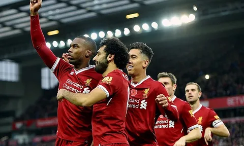 Thắng đậm Huddersfield, Liverpool vẫn còn một kỷ lục buồn