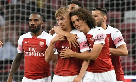 Arsenal thắng lớn, Emery khen ngợi đặc biệt một học trò