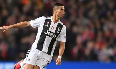 "Thật khó để thay một cầu thủ ghi 50 bàn/mùa như Ronaldo"