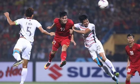 'HLV Park Hang-seo thay nửa đội hình là chính xác'