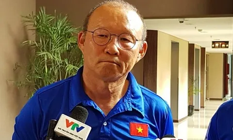 Thầy Park và canh bạc AFF Cup: Đàm phán hợp đồng với VFF!