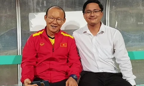 Thầy phong thủy tuyển Việt Nam: "Tôi chưa thấy SVĐ nào bị xích bóng như Mỹ Đình"