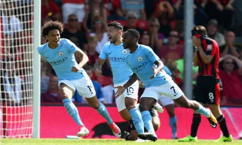 Thẻ đỏ cho Sterling là quá 'máy móc'?