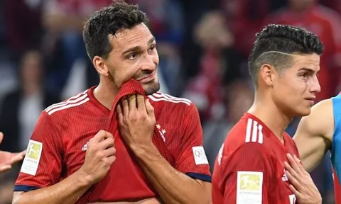 Thi đấu bạc nhược, Bayern Munich thua sốc 3 bàn không gỡ