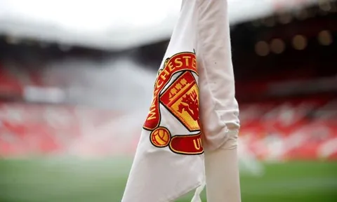 Thi đấu bê bết, thu nhập của Man Utd giảm mạnh