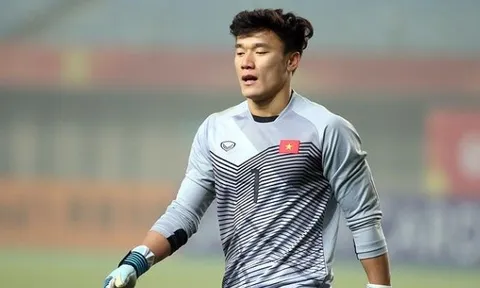 Bạn đã hiểu vì sao Tiến Dũng không thể cản phá penalty chưa?