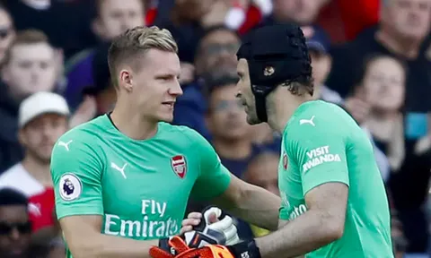 Thua liểng xiểng, thủ môn sai lầm, Arsenal nhắm tới "nhà Vua" Champions League