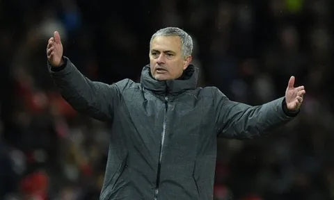 Thua Man City, Jose Mourinho đổ lỗi cho trọng tài