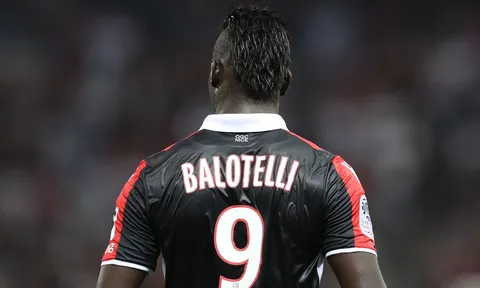 Thua trận, Balotelli vẫn có hiệu suất ấn tượng
