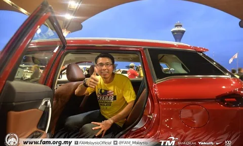 Thua Việt Nam, tuyển Malaysia được đón tiếp ra sao ở quê nhà?