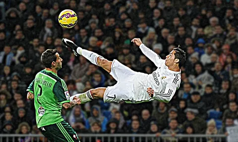 Thương hiệu Cristiano Ronaldo từ đâu mà nên?