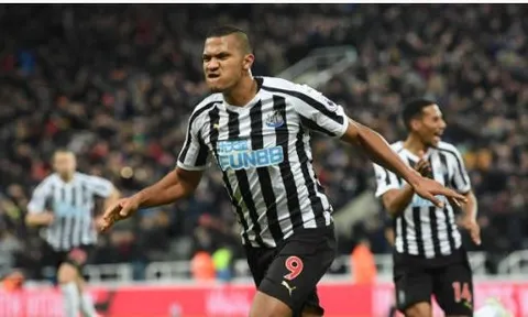 Tiền đạo người Venezuela lập công đầu, Newcastle tạo địa chấn trước Man City