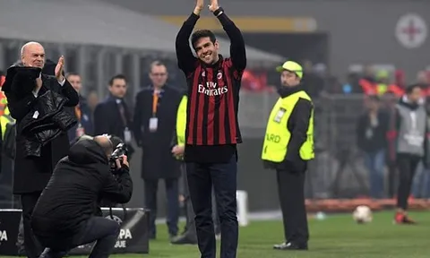 TIẾT LỘ: AC Milan đại thắng vì... Kaka