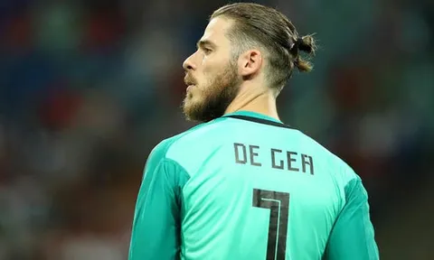 Tiết lộ: De Gea vô tình tiếp tay giúp Chelsea vượt mặt M.U