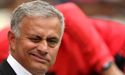 Tiết lộ điều Mourinho nói giữa hiệp giúp Man Utd ngược dòng hạ Bournemouth
