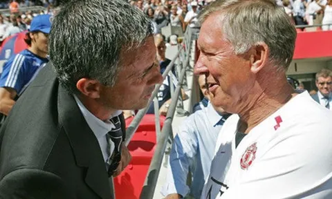 Tiết lộ: Mourinho đã "sợ hãi" chỉ sau 1 câu nói từ Sir Alex Ferguson