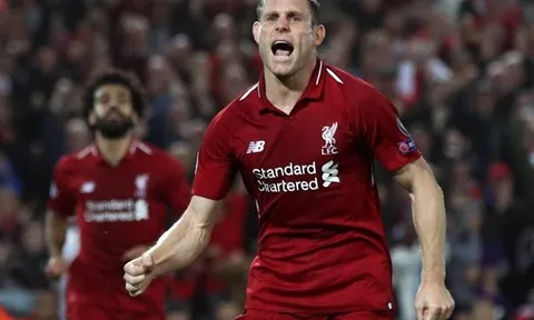 Tiết lộ: Vì Man Utd, đội phó Liverpool phải chịu lệnh cấm SỐC