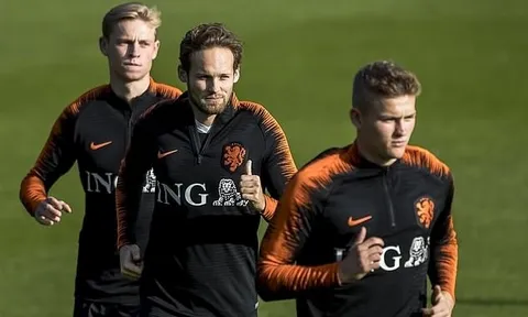 "Tiểu Modric" trở lại, Hà Lan tung đội hình cực mạnh đại chiến Đức