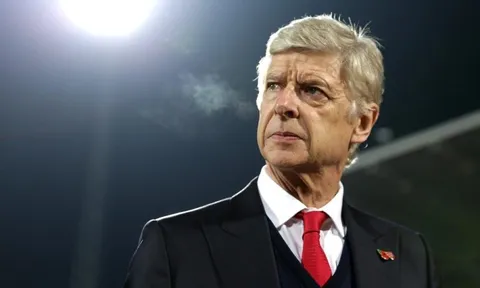 Tin nhanh 15/11: Wenger từ chối trở lại; Thêm sao M.U ra đi