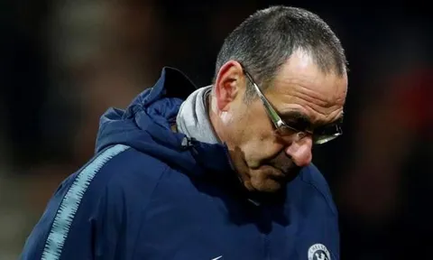 Toàn đội Chelsea chỉ đích danh cái tên Sarri đang quá phụ thuộc vào