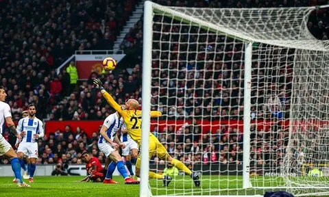 'Tôi không tưởng tượng nổi cách Rashford tạo ra khoảng trống trong vòng cấm'