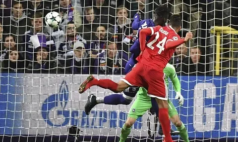 Tolisso tỏa sáng, Bayern chật vật rời Bỉ với 3 điểm