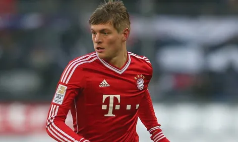 Toni Kroos thể hiện ra sao khi còn chơi ở Bundesliga?