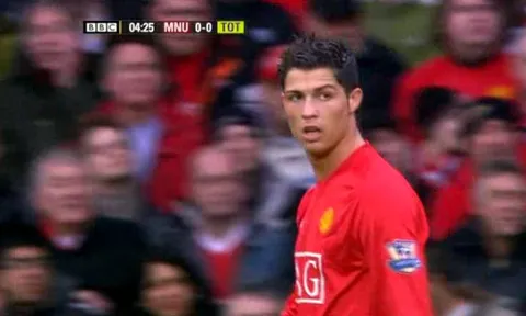 Tottenham từng toát mồ hôi hột vì Cristiano Ronaldo