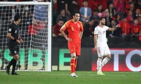 Cầu thủ Trung Quốc bị CLB trừng phạt sau sai lầm ở tứ kết Asian Cup