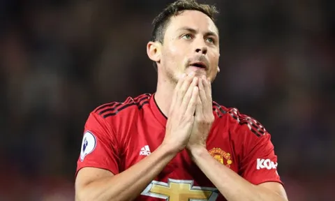Trảm xong kẻ "bất khả xâm phạm", Mourinho sẽ phải dùng ai?