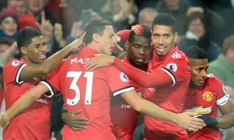 Trận cầu hấp dẫn, Man Utd hủy diệt Basel ở lượt đi