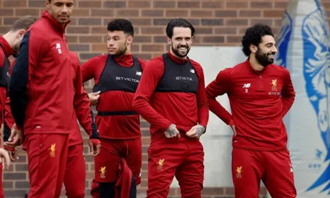 Tranh thủ ít người, 'Thương binh' Ings căng sức ghi điểm với Klopp