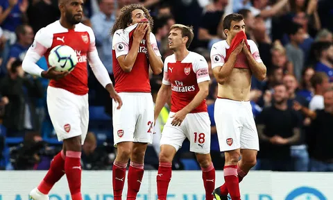Trụ cột Arsenal dính chấn thương trên tuyển, bị thay ra ngay giữa hiệp