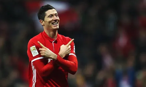Trụ cột lại gây sốc, nội bộ Bayern chưa yên?