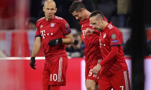 "Trừ khi Liverpool tự làm khó, tôi chẳng thấy Bayern có cơ hội nào"
